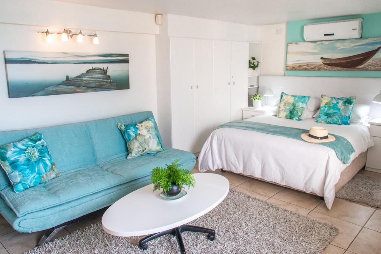 185 On Beach Boutique Suites Gordonʼs Bay Zewnętrze zdjęcie