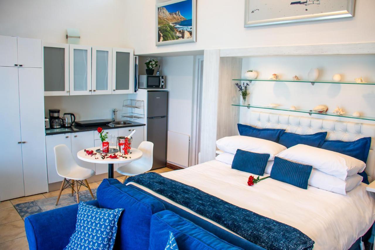 185 On Beach Boutique Suites Gordonʼs Bay Zewnętrze zdjęcie