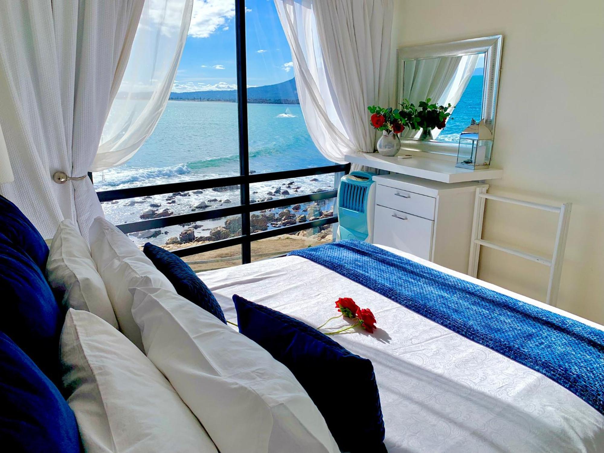 185 On Beach Boutique Suites Gordonʼs Bay Zewnętrze zdjęcie