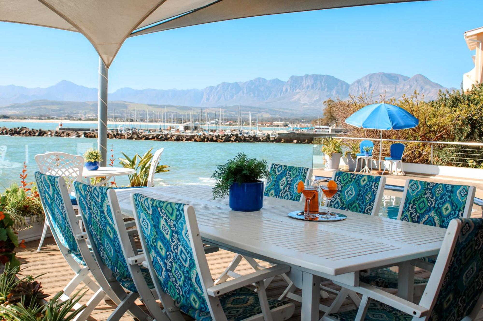 185 On Beach Boutique Suites Gordonʼs Bay Zewnętrze zdjęcie